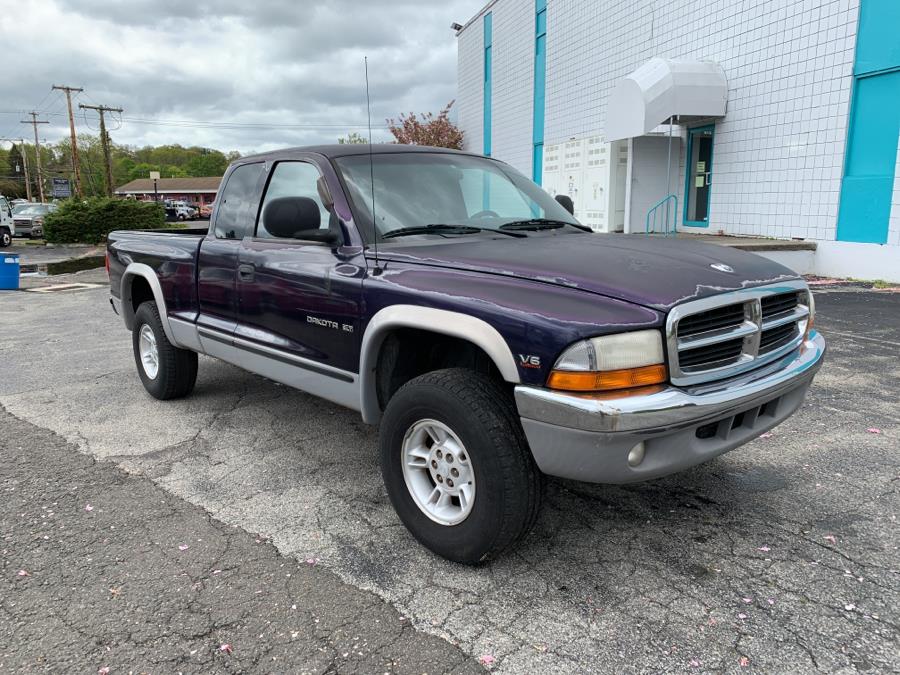 Used Dodge Dakota 1998 | Dealertown Auto Wholesalers. Milford, Connecticut Used Dodge Dakota 1998 | Dealertown Auto Wholesalers. Milford, Connecticut