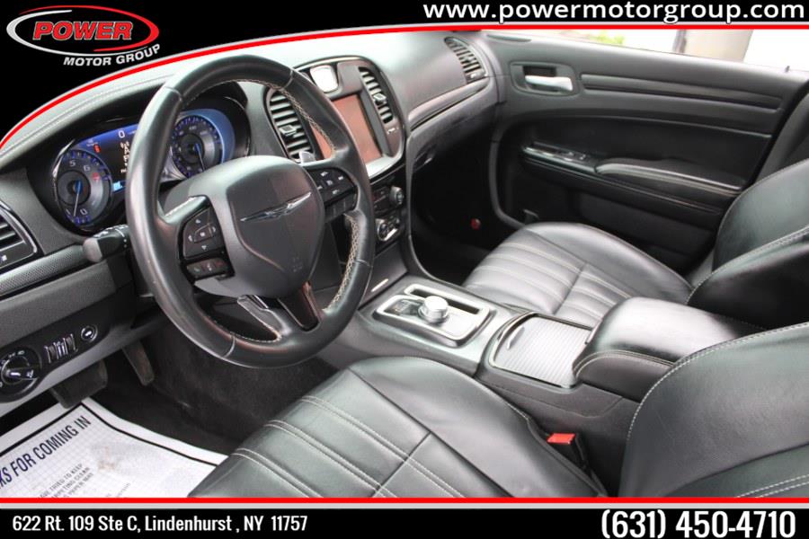 Used Chrysler 300 4dr Sdn 300S RWD 2015 | Power Motor Group. Lindenhurst, New York Used Chrysler 300 4dr Sdn 300S RWD 2015 | Power Motor Group. Lindenhurst, New York