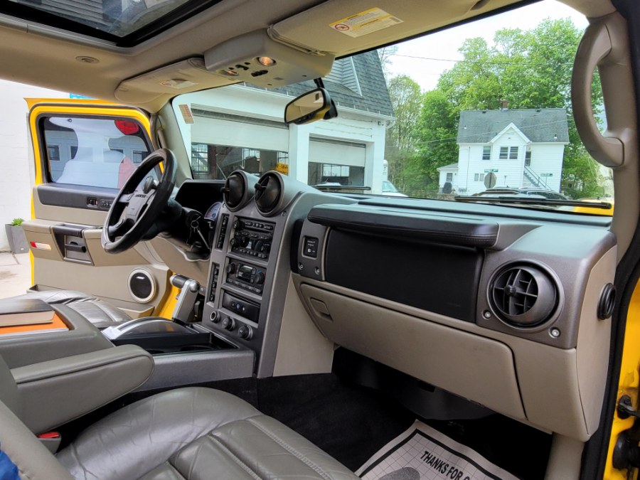 Used HUMMER H2 4dr Wgn 2003 | House of Cars. Watertown, Connecticut Used HUMMER H2 4dr Wgn 2003 | House of Cars. Watertown, Connecticut