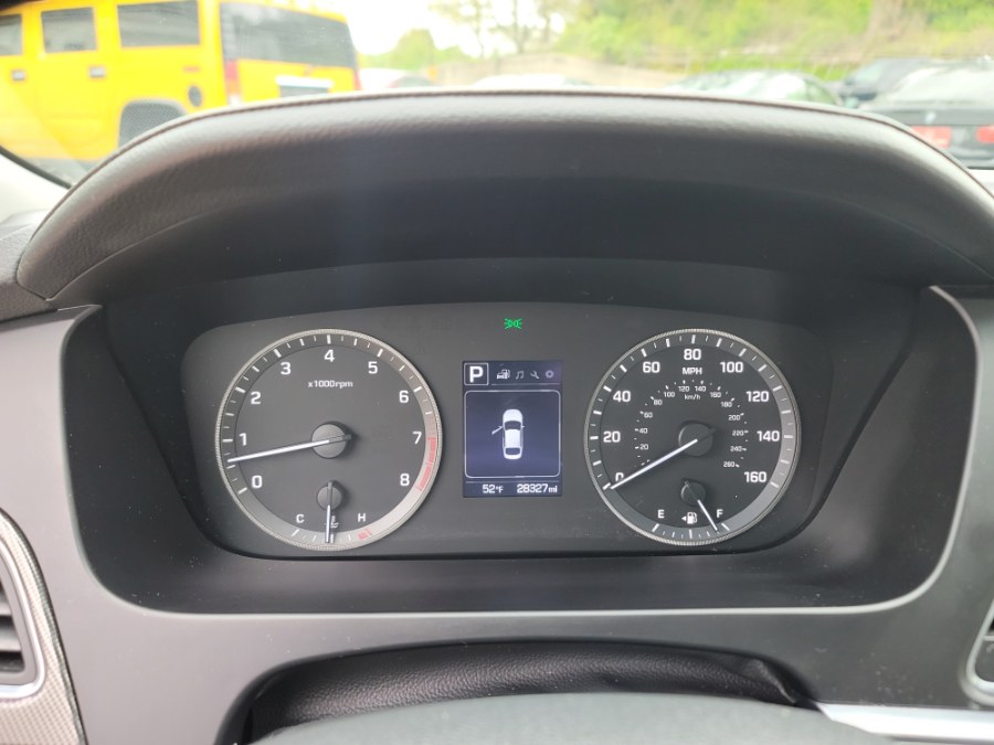 Used Hyundai Sonata Sport 2.4L PZEV 2017 | House of Cars. Watertown, Connecticut Used Hyundai Sonata Sport 2.4L PZEV 2017 | House of Cars. Watertown, Connecticut