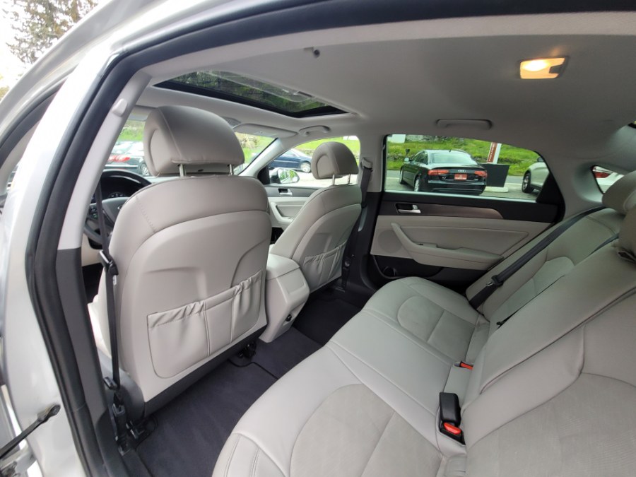 Used Hyundai Sonata Sport 2.4L PZEV 2017 | House of Cars. Watertown, Connecticut Used Hyundai Sonata Sport 2.4L PZEV 2017 | House of Cars. Watertown, Connecticut
