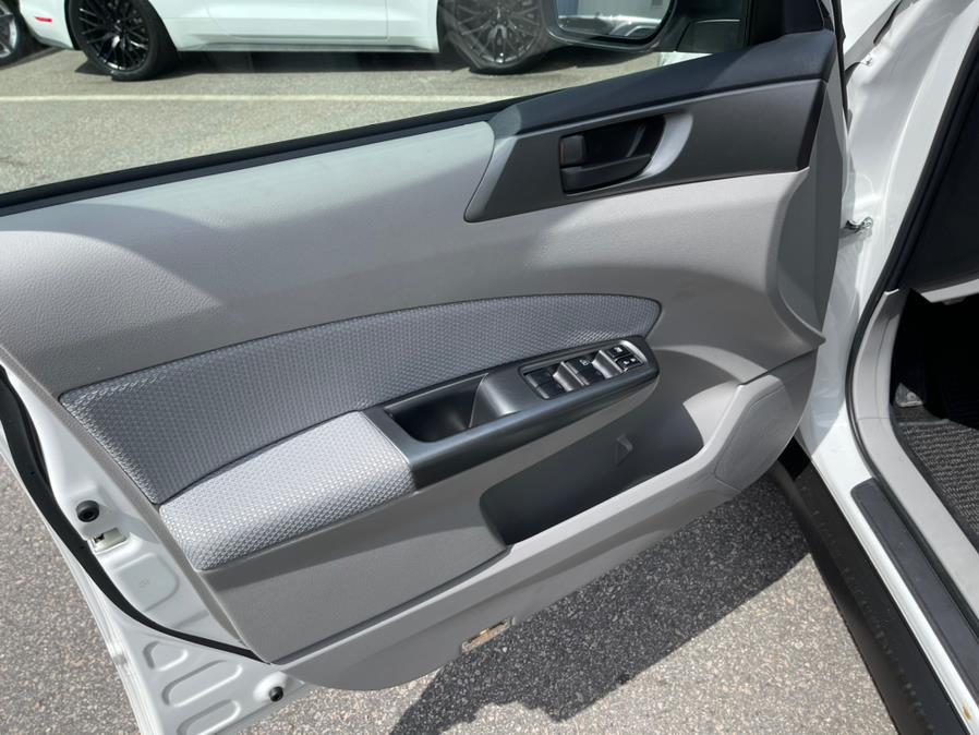 2012 Subaru Forester 4dr Auto 2.5X PZEV, available for sale in South Windsor, Connecticut | Mike And Tony Auto Sales, Inc. South Windsor, Connecticut 2012 Subaru Forester 4dr Auto 2.5X PZEV, available for sale in South Windsor, Connecticut | Mike And Tony Auto Sales, Inc. South Windsor, Connecticut