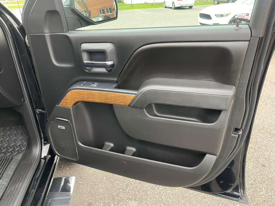 Used Chevrolet Silverado 1500 4WD Crew Cab 143.5" LTZ w/1LZ 2015 | Mike And Tony Auto Sales, Inc. South Windsor, Connecticut Used Chevrolet Silverado 1500 4WD Crew Cab 143.5" LTZ w/1LZ 2015 | Mike And Tony Auto Sales, Inc. South Windsor, Connecticut