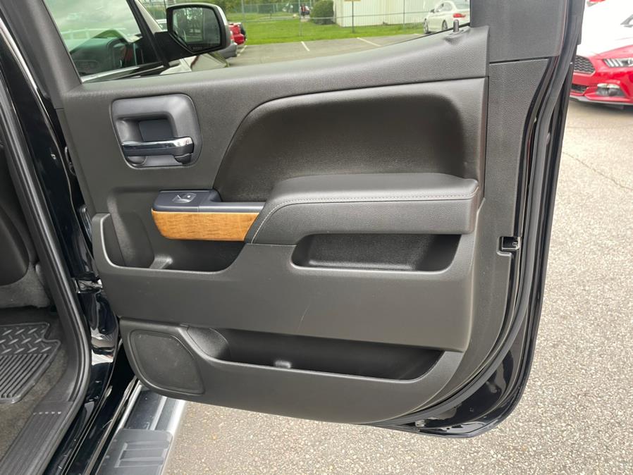 Used Chevrolet Silverado 1500 4WD Crew Cab 143.5" LTZ w/1LZ 2015 | Mike And Tony Auto Sales, Inc. South Windsor, Connecticut Used Chevrolet Silverado 1500 4WD Crew Cab 143.5" LTZ w/1LZ 2015 | Mike And Tony Auto Sales, Inc. South Windsor, Connecticut