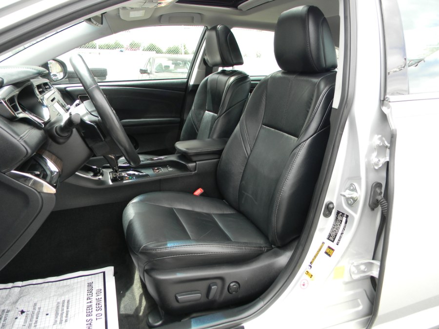 2014 Toyota Avalon 4dr Sdn XLE Touring (Natl), available for sale in Paterson, New Jersey | DZ Automall. Paterson, New Jersey 2014 Toyota Avalon 4dr Sdn XLE Touring (Natl), available for sale in Paterson, New Jersey | DZ Automall. Paterson, New Jersey