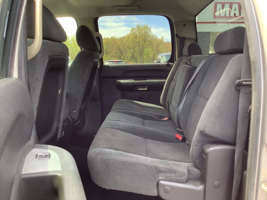 Used Chevrolet Silverado 2500HD 4WD Crew Cab 153" LT w/2LT 2007 | Marsh Auto Sales LLC. Ortonville, Michigan Used Chevrolet Silverado 2500HD 4WD Crew Cab 153" LT w/2LT 2007 | Marsh Auto Sales LLC. Ortonville, Michigan