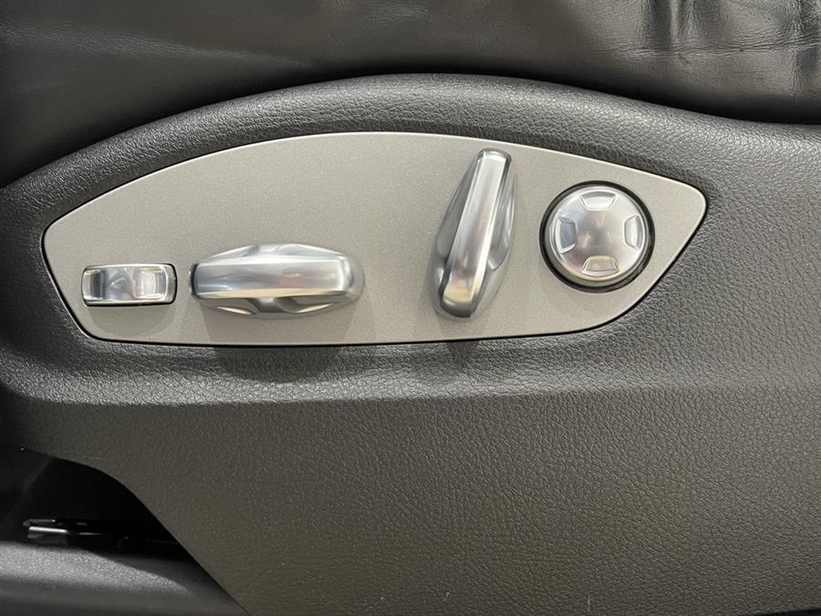 Used Porsche Cayenne Turbo AWD 4dr SUV 2011 | Elite Imports LLC. West Chester, Ohio Used Porsche Cayenne Turbo AWD 4dr SUV 2011 | Elite Imports LLC. West Chester, Ohio