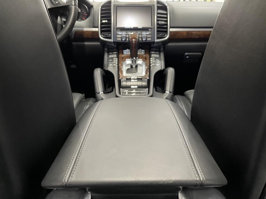 Used Porsche Cayenne Turbo AWD 4dr SUV 2011 | Elite Imports LLC. West Chester, Ohio Used Porsche Cayenne Turbo AWD 4dr SUV 2011 | Elite Imports LLC. West Chester, Ohio