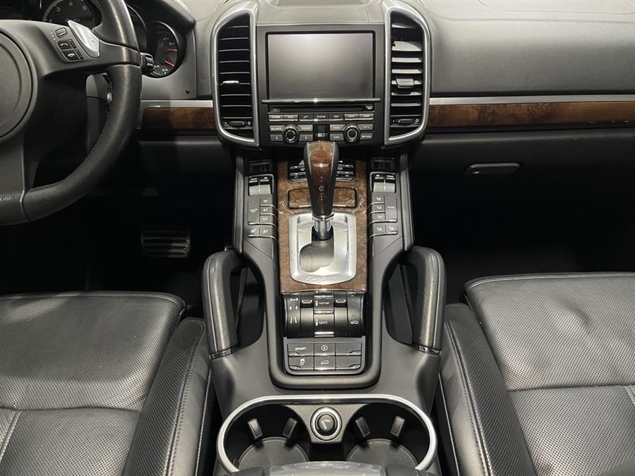 Used Porsche Cayenne Turbo AWD 4dr SUV 2011 | Elite Imports LLC. West Chester, Ohio Used Porsche Cayenne Turbo AWD 4dr SUV 2011 | Elite Imports LLC. West Chester, Ohio