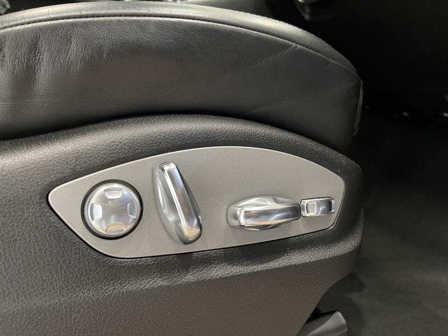 Used Porsche Cayenne Turbo AWD 4dr SUV 2011 | Elite Imports LLC. West Chester, Ohio Used Porsche Cayenne Turbo AWD 4dr SUV 2011 | Elite Imports LLC. West Chester, Ohio