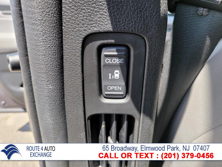 Used Honda Odyssey EX-L w/Navi/RES Auto 2018 | Route 4 Auto Exchange. Elmwood Park, New Jersey Used Honda Odyssey EX-L w/Navi/RES Auto 2018 | Route 4 Auto Exchange. Elmwood Park, New Jersey
