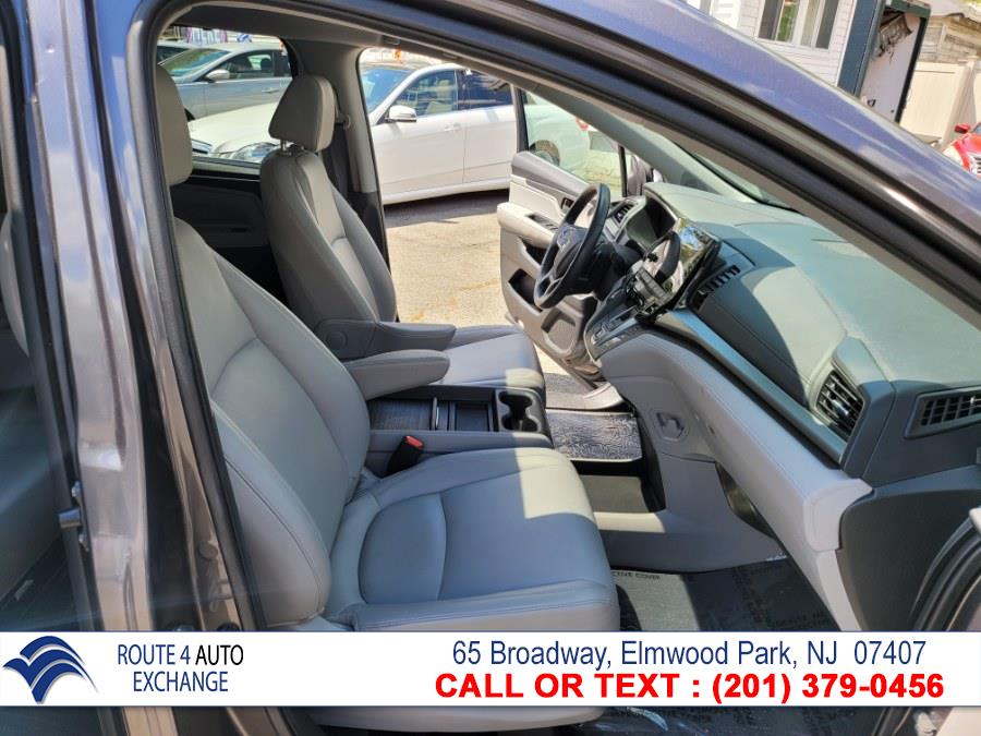 Used Honda Odyssey EX-L w/Navi/RES Auto 2018 | Route 4 Auto Exchange. Elmwood Park, New Jersey Used Honda Odyssey EX-L w/Navi/RES Auto 2018 | Route 4 Auto Exchange. Elmwood Park, New Jersey