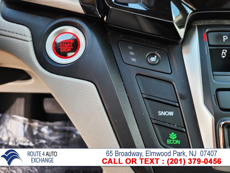 Used Honda Odyssey EX-L w/Navi/RES Auto 2018 | Route 4 Auto Exchange. Elmwood Park, New Jersey Used Honda Odyssey EX-L w/Navi/RES Auto 2018 | Route 4 Auto Exchange. Elmwood Park, New Jersey