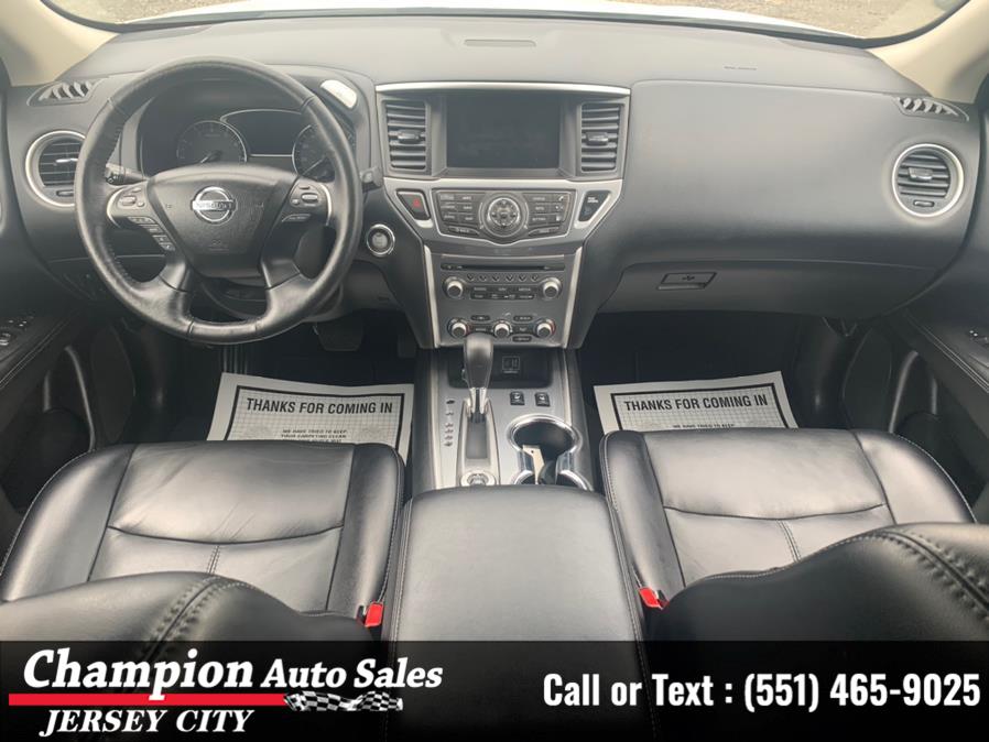 Used Nissan Pathfinder 4x4 SV 2019 | Champion Auto Sales of JC. Jersey City, New Jersey Used Nissan Pathfinder 4x4 SV 2019 | Champion Auto Sales of JC. Jersey City, New Jersey