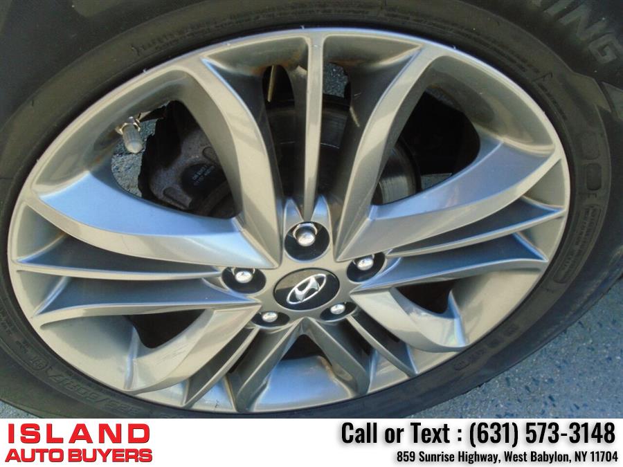 Used Hyundai Tucson SE 4dr SUV 2015 | Island Auto Buyers. West Babylon, New York Used Hyundai Tucson SE 4dr SUV 2015 | Island Auto Buyers. West Babylon, New York