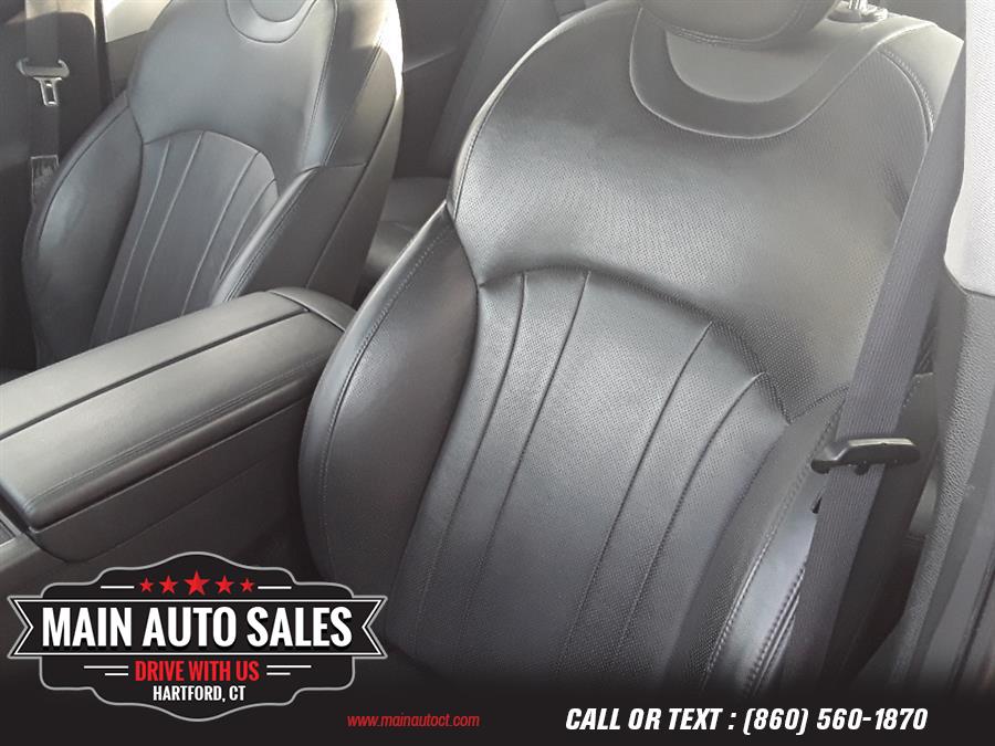 Used Hyundai Genesis 4dr Sdn V6 3.8L AWD 2015 | Main Auto Sales LLC. Hartford, Connecticut Used Hyundai Genesis 4dr Sdn V6 3.8L AWD 2015 | Main Auto Sales LLC. Hartford, Connecticut