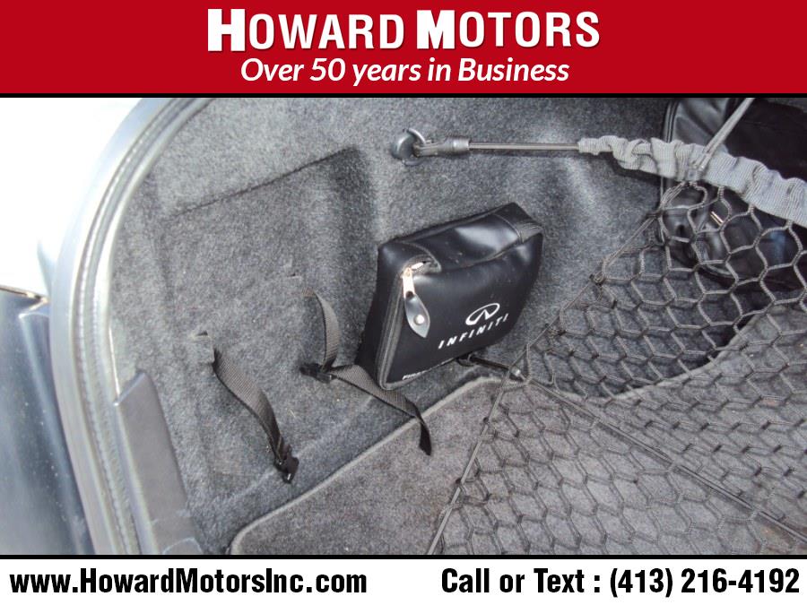 Used Infiniti I35 4dr Sdn Luxury 2004 | Howard Motors. Springfield, Massachusetts Used Infiniti I35 4dr Sdn Luxury 2004 | Howard Motors. Springfield, Massachusetts