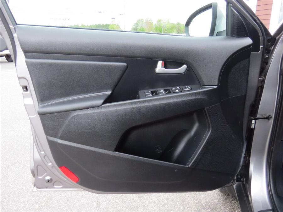 Used Kia Sportage LX AWD 4dr SUV 2015 | Lake City Exports Inc. Auburn, Maine Used Kia Sportage LX AWD 4dr SUV 2015 | Lake City Exports Inc. Auburn, Maine