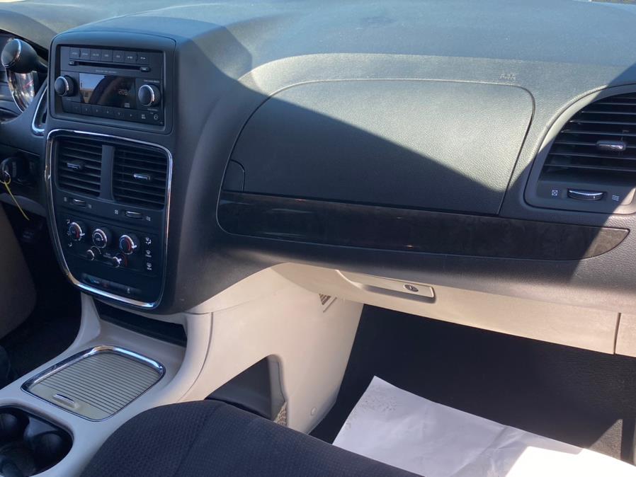 Used Dodge Grand Caravan 4dr Wgn SXT 2014 | Hempstead Auto Outlet Inc. DBA 26 Motors Long Isla. Franklin Sq, New York Used Dodge Grand Caravan 4dr Wgn SXT 2014 | Hempstead Auto Outlet Inc. DBA 26 Motors Long Isla. Franklin Sq, New York