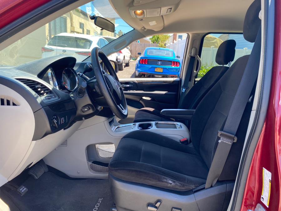 Used Dodge Grand Caravan 4dr Wgn SXT 2014 | Hempstead Auto Outlet Inc. DBA 26 Motors Long Isla. Franklin Sq, New York Used Dodge Grand Caravan 4dr Wgn SXT 2014 | Hempstead Auto Outlet Inc. DBA 26 Motors Long Isla. Franklin Sq, New York