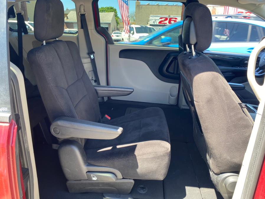 Used Dodge Grand Caravan 4dr Wgn SXT 2014 | Hempstead Auto Outlet Inc. DBA 26 Motors Long Isla. Franklin Sq, New York Used Dodge Grand Caravan 4dr Wgn SXT 2014 | Hempstead Auto Outlet Inc. DBA 26 Motors Long Isla. Franklin Sq, New York