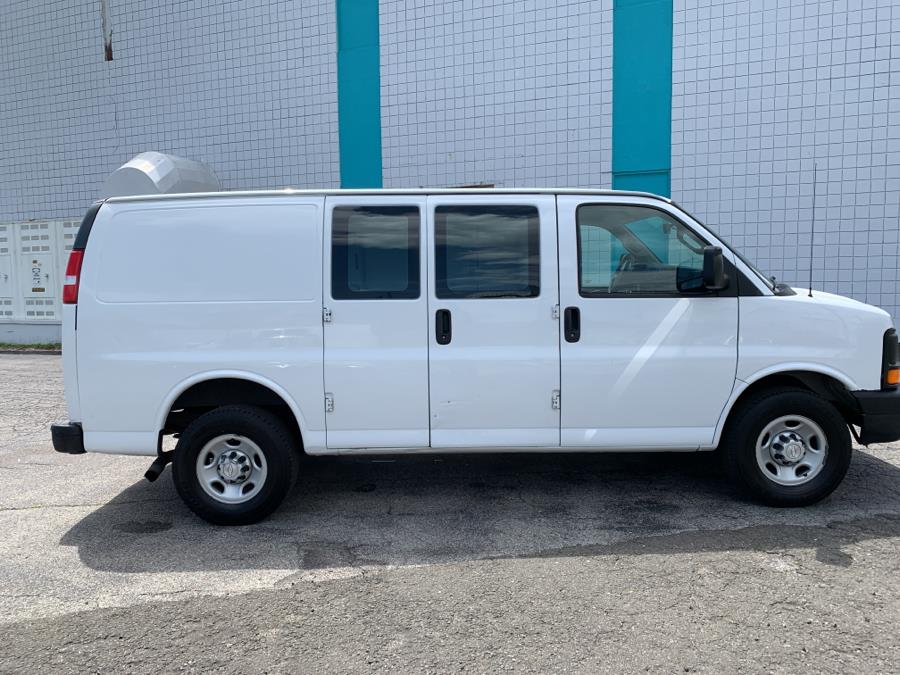 Used Chevrolet Express Cargo Van RWD 2500 135" 2017 | Dealertown Auto Wholesalers. Milford, Connecticut Used Chevrolet Express Cargo Van RWD 2500 135" 2017 | Dealertown Auto Wholesalers. Milford, Connecticut