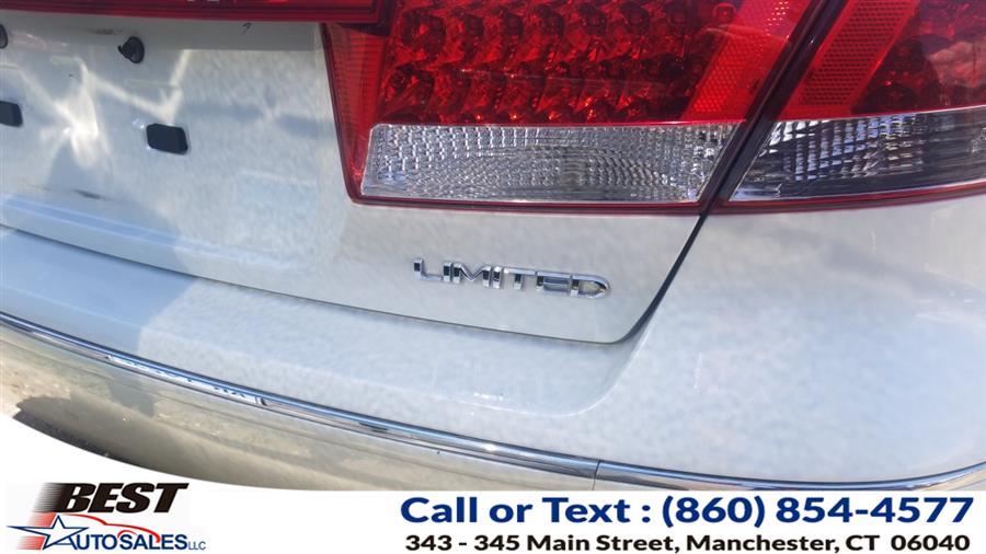 2007 Hyundai Azera 4dr Sdn Limited *Ltd Avail*, available for sale in Manchester, Connecticut | Best Auto Sales LLC. Manchester, Connecticut 2007 Hyundai Azera 4dr Sdn Limited *Ltd Avail*, available for sale in Manchester, Connecticut | Best Auto Sales LLC. Manchester, Connecticut