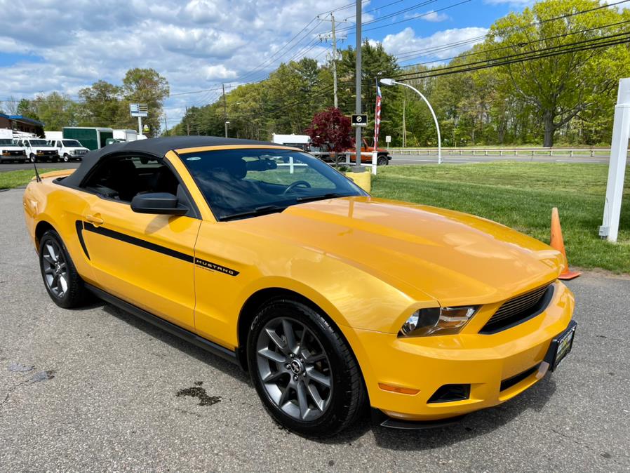 2012 Ford Mustang 2dr Conv V6 Premium, available for sale in South Windsor, Connecticut | Mike And Tony Auto Sales, Inc. South Windsor, Connecticut 2012 Ford Mustang 2dr Conv V6 Premium, available for sale in South Windsor, Connecticut | Mike And Tony Auto Sales, Inc. South Windsor, Connecticut