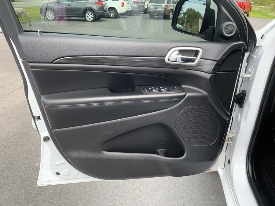 2019 Jeep Grand Cherokee Laredo E 4x4, available for sale in Bangor , Maine | Pray's Auto Sales . Bangor , Maine 2019 Jeep Grand Cherokee Laredo E 4x4, available for sale in Bangor , Maine | Pray's Auto Sales . Bangor , Maine