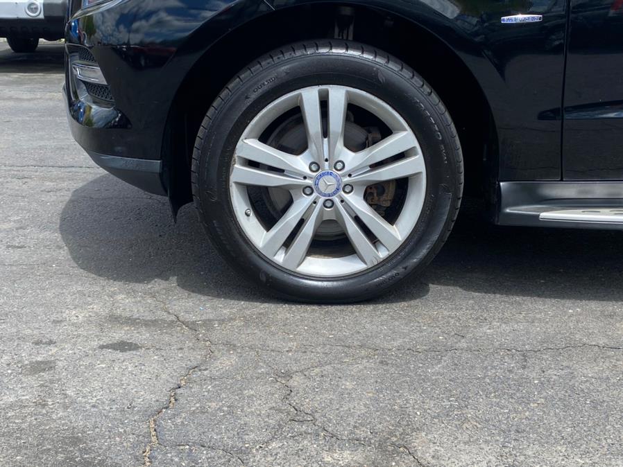 Used Mercedes-Benz M-Class 4MATIC 4dr ML 350 2012 | Lava Motors 2 Inc. Canton, Connecticut Used Mercedes-Benz M-Class 4MATIC 4dr ML 350 2012 | Lava Motors 2 Inc. Canton, Connecticut