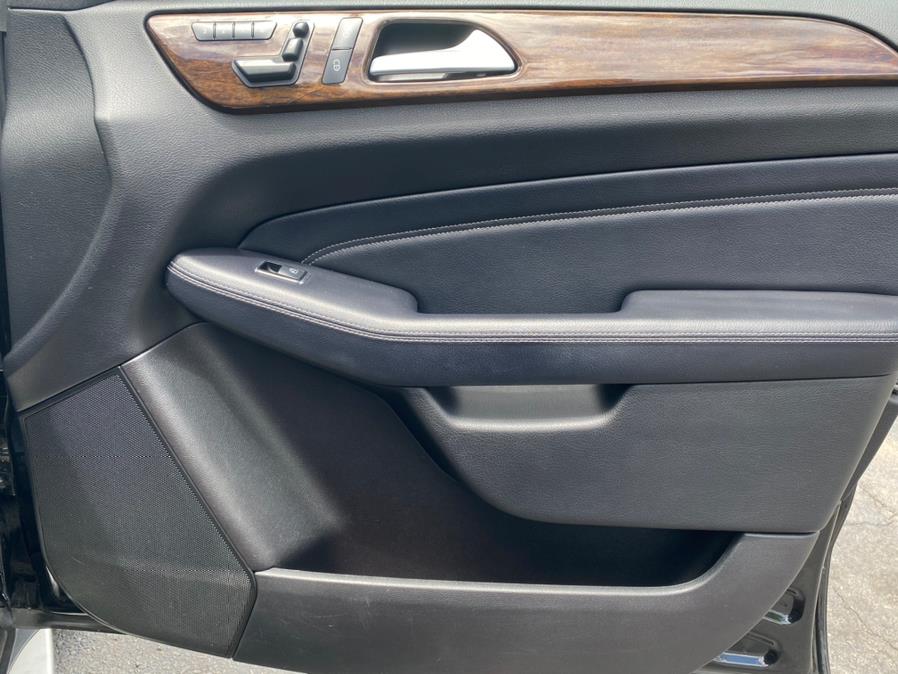 Used Mercedes-Benz M-Class 4MATIC 4dr ML 350 2012 | Lava Motors 2 Inc. Canton, Connecticut Used Mercedes-Benz M-Class 4MATIC 4dr ML 350 2012 | Lava Motors 2 Inc. Canton, Connecticut