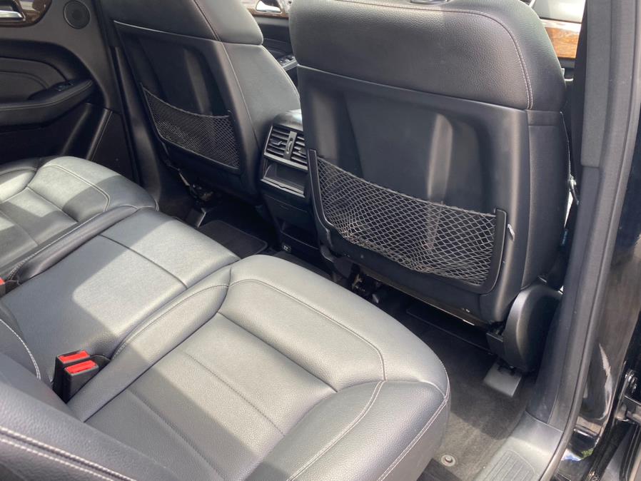 Used Mercedes-Benz M-Class 4MATIC 4dr ML 350 2012 | Lava Motors 2 Inc. Canton, Connecticut Used Mercedes-Benz M-Class 4MATIC 4dr ML 350 2012 | Lava Motors 2 Inc. Canton, Connecticut
