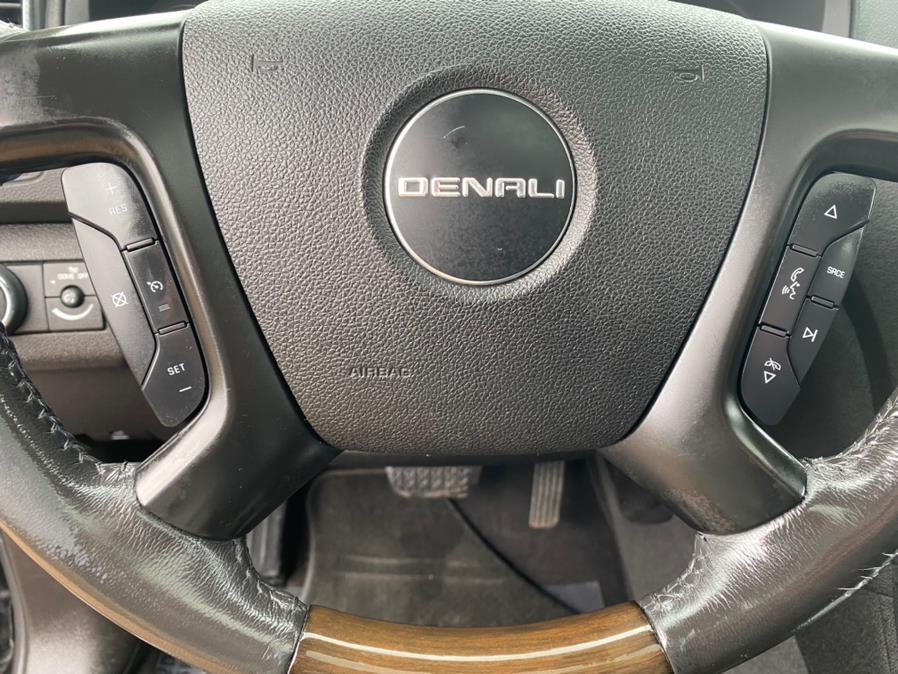 Used GMC Acadia AWD 4dr Denali 2012 | Lava Motors 2 Inc. Canton, Connecticut Used GMC Acadia AWD 4dr Denali 2012 | Lava Motors 2 Inc. Canton, Connecticut