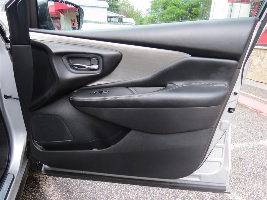 Used Nissan Murano SV AWD 4dr SUV 2017 | Lake City Exports Inc. Auburn, Maine Used Nissan Murano SV AWD 4dr SUV 2017 | Lake City Exports Inc. Auburn, Maine
