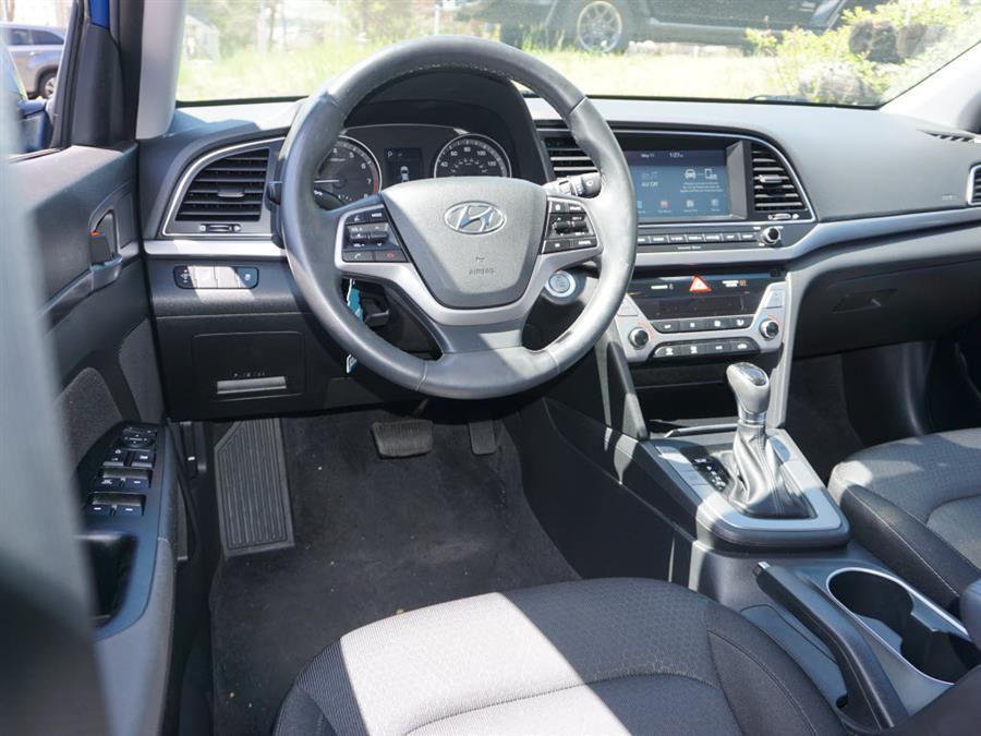 Used Hyundai Elantra SE 2017 | Autouse. Andover, Massachusetts Used Hyundai Elantra SE 2017 | Autouse. Andover, Massachusetts