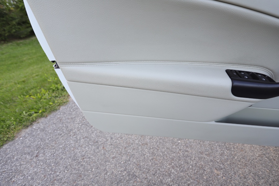 2010 Saab 9-3 2dr Conv FWD, available for sale in North Salem, New York | Meccanic Shop North Inc. North Salem, New York 2010 Saab 9-3 2dr Conv FWD, available for sale in North Salem, New York | Meccanic Shop North Inc. North Salem, New York