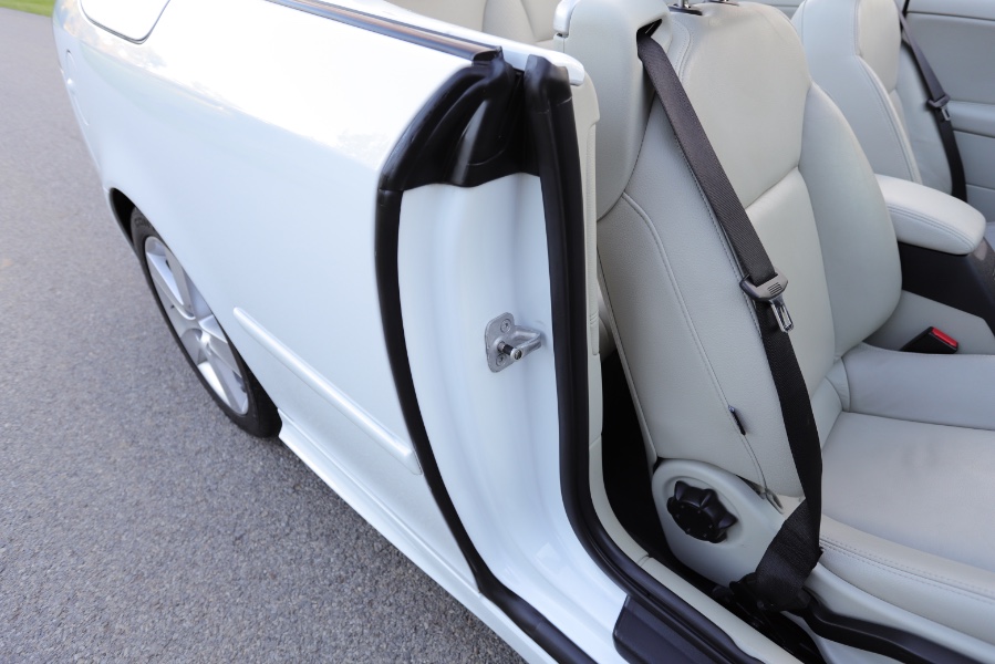 2010 Saab 9-3 2dr Conv FWD, available for sale in North Salem, New York | Meccanic Shop North Inc. North Salem, New York 2010 Saab 9-3 2dr Conv FWD, available for sale in North Salem, New York | Meccanic Shop North Inc. North Salem, New York