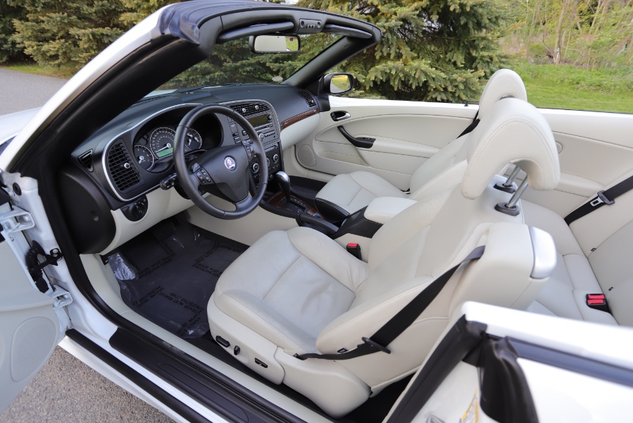 2010 Saab 9-3 2dr Conv FWD, available for sale in North Salem, New York | Meccanic Shop North Inc. North Salem, New York 2010 Saab 9-3 2dr Conv FWD, available for sale in North Salem, New York | Meccanic Shop North Inc. North Salem, New York