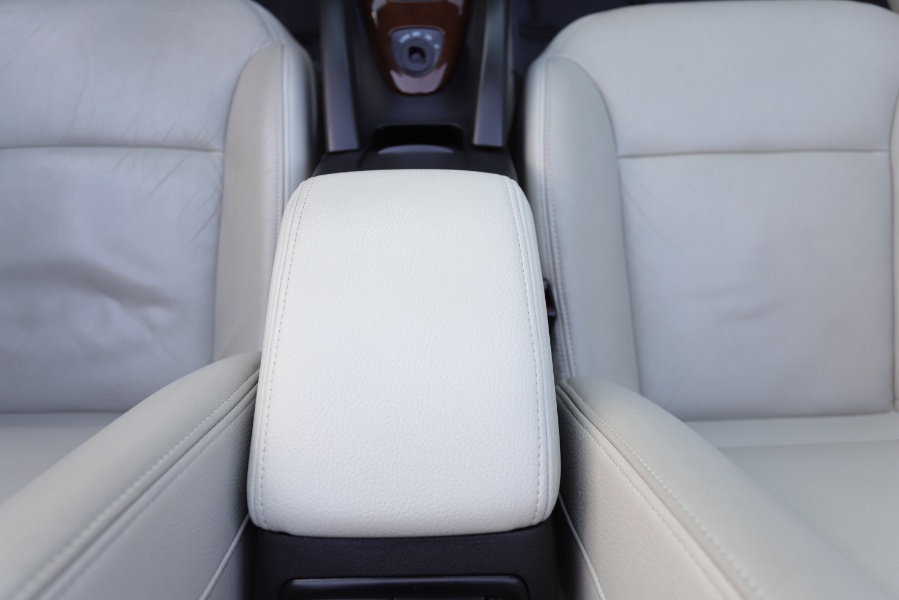 2010 Saab 9-3 2dr Conv FWD, available for sale in North Salem, New York | Meccanic Shop North Inc. North Salem, New York 2010 Saab 9-3 2dr Conv FWD, available for sale in North Salem, New York | Meccanic Shop North Inc. North Salem, New York