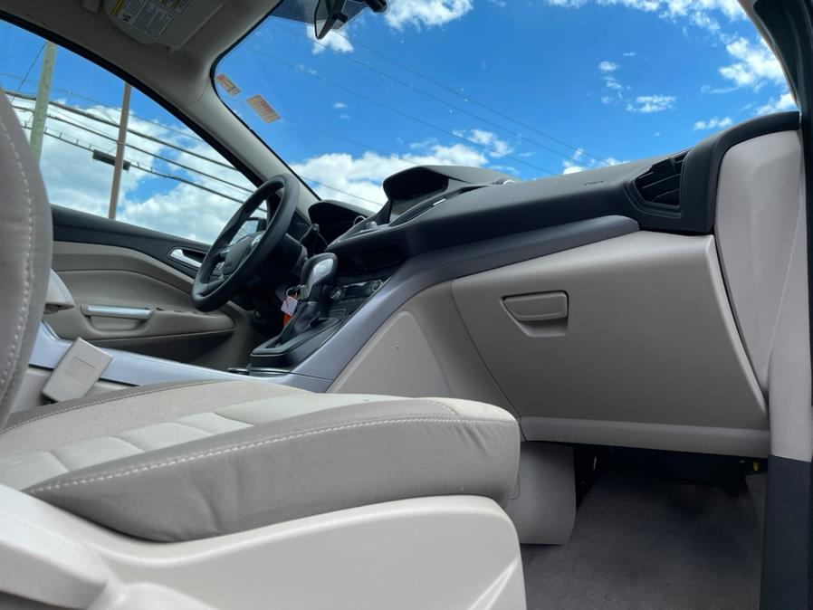 2016 Ford Escape 4WD 4dr SE, available for sale in Merrimack, New Hampshire | Merrimack Autosport. Merrimack, New Hampshire 2016 Ford Escape 4WD 4dr SE, available for sale in Merrimack, New Hampshire | Merrimack Autosport. Merrimack, New Hampshire