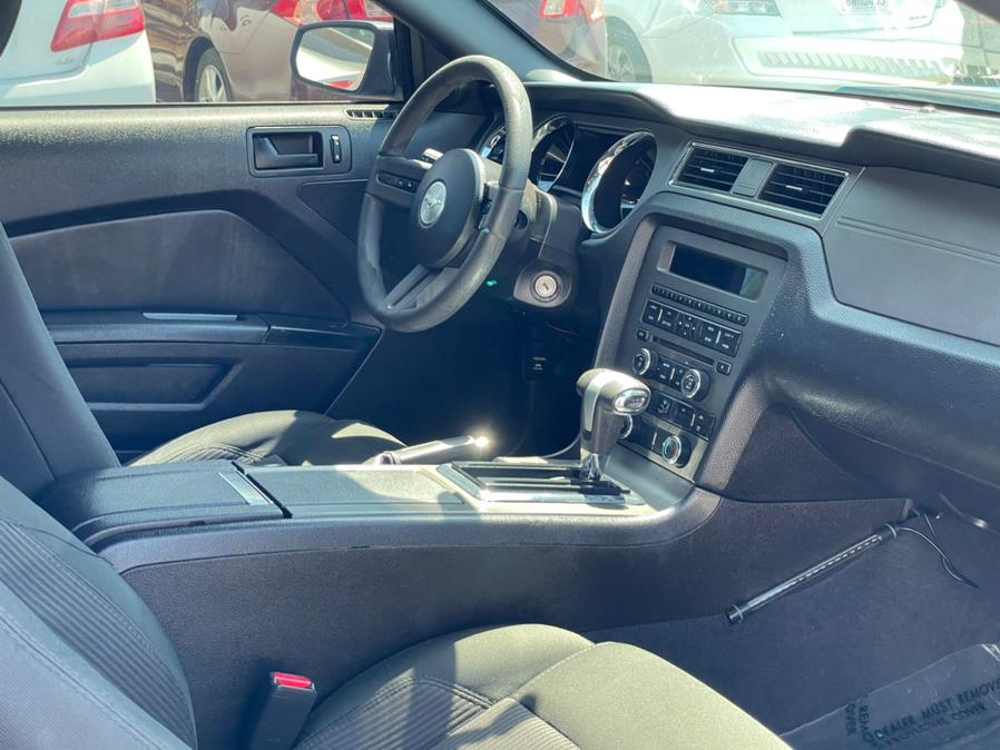 2010 Ford Mustang 2dr Cpe V6 Premium, available for sale in Corona, California | Green Light Auto. Corona, California 2010 Ford Mustang 2dr Cpe V6 Premium, available for sale in Corona, California | Green Light Auto. Corona, California