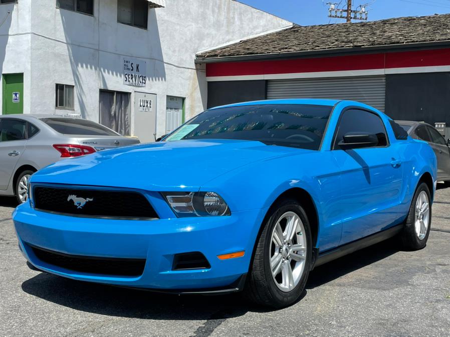2010 Ford Mustang 2dr Cpe V6 Premium, available for sale in Corona, California | Green Light Auto. Corona, California 2010 Ford Mustang 2dr Cpe V6 Premium, available for sale in Corona, California | Green Light Auto. Corona, California