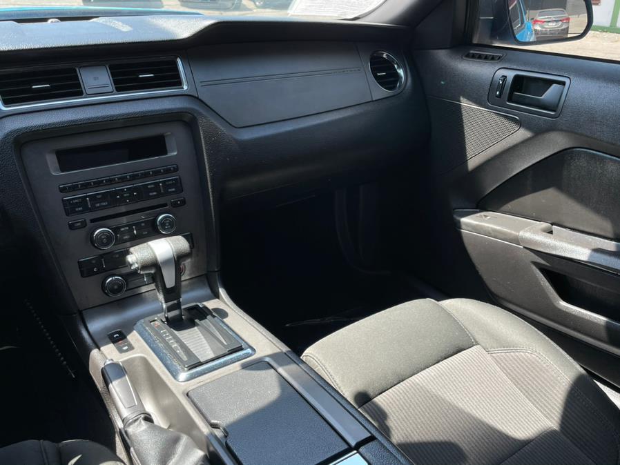 2010 Ford Mustang 2dr Cpe V6 Premium, available for sale in Corona, California | Green Light Auto. Corona, California 2010 Ford Mustang 2dr Cpe V6 Premium, available for sale in Corona, California | Green Light Auto. Corona, California
