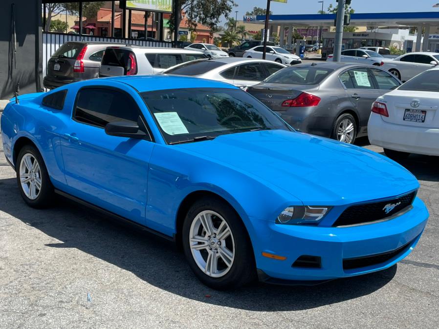 2010 Ford Mustang 2dr Cpe V6 Premium, available for sale in Corona, California | Green Light Auto. Corona, California 2010 Ford Mustang 2dr Cpe V6 Premium, available for sale in Corona, California | Green Light Auto. Corona, California