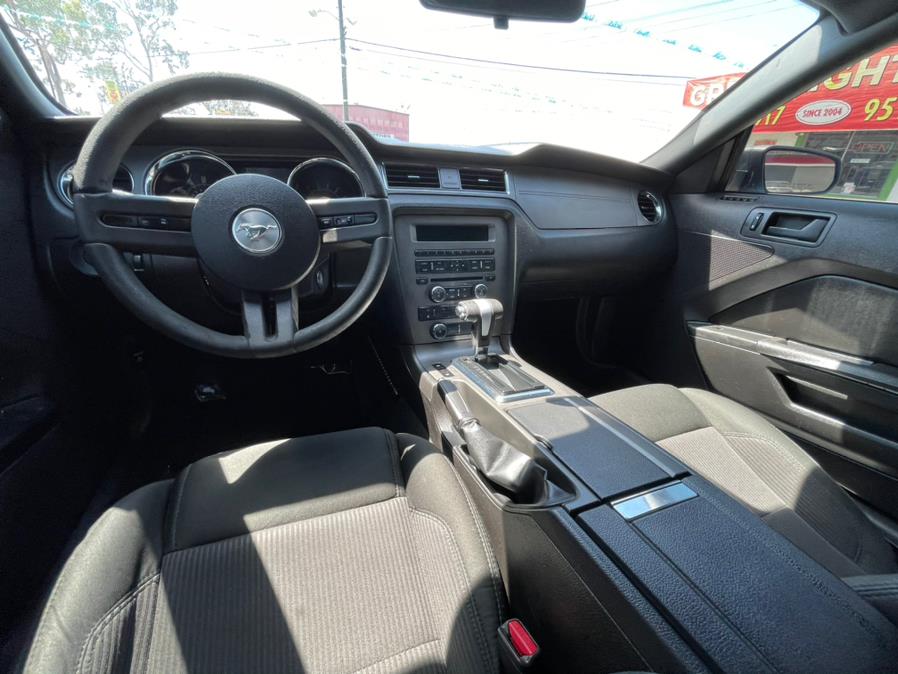 2010 Ford Mustang 2dr Cpe V6 Premium, available for sale in Corona, California | Green Light Auto. Corona, California 2010 Ford Mustang 2dr Cpe V6 Premium, available for sale in Corona, California | Green Light Auto. Corona, California