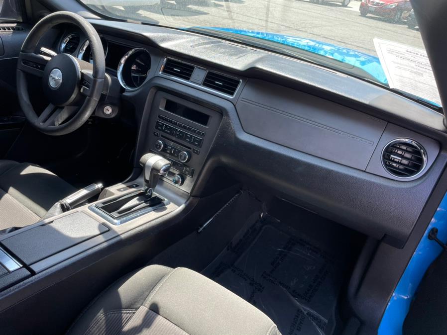 2010 Ford Mustang 2dr Cpe V6 Premium, available for sale in Corona, California | Green Light Auto. Corona, California 2010 Ford Mustang 2dr Cpe V6 Premium, available for sale in Corona, California | Green Light Auto. Corona, California