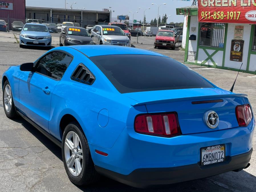 2010 Ford Mustang 2dr Cpe V6 Premium, available for sale in Corona, California | Green Light Auto. Corona, California 2010 Ford Mustang 2dr Cpe V6 Premium, available for sale in Corona, California | Green Light Auto. Corona, California