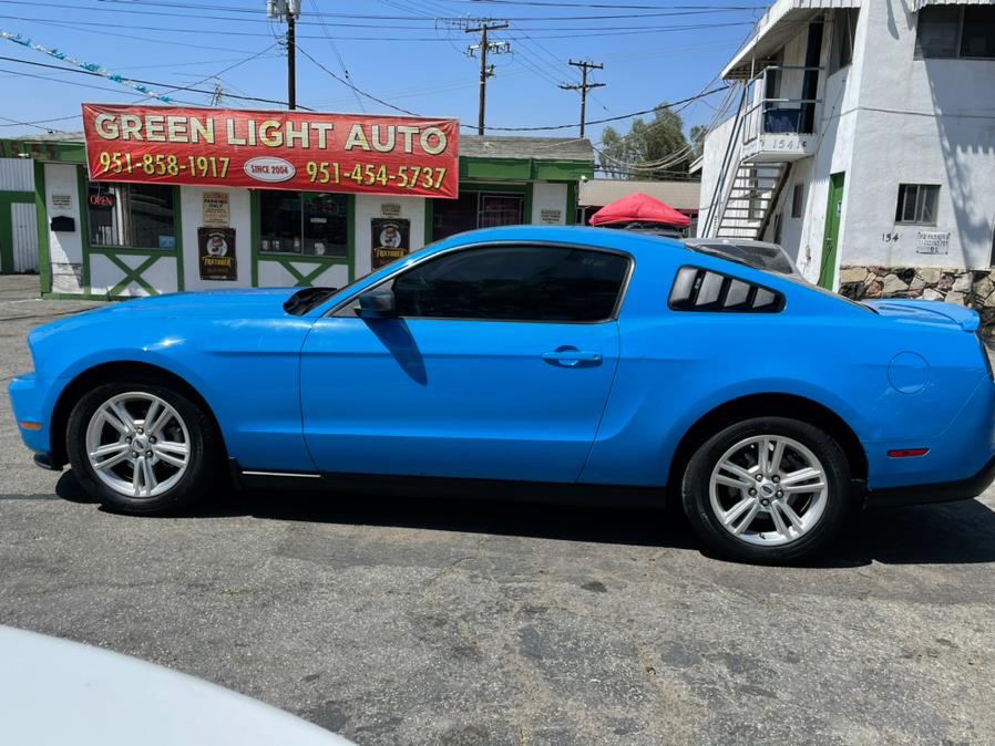 2010 Ford Mustang 2dr Cpe V6 Premium, available for sale in Corona, California | Green Light Auto. Corona, California 2010 Ford Mustang 2dr Cpe V6 Premium, available for sale in Corona, California | Green Light Auto. Corona, California