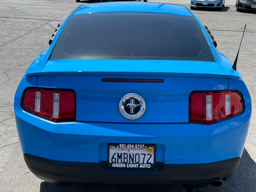 2010 Ford Mustang 2dr Cpe V6 Premium, available for sale in Corona, California | Green Light Auto. Corona, California 2010 Ford Mustang 2dr Cpe V6 Premium, available for sale in Corona, California | Green Light Auto. Corona, California