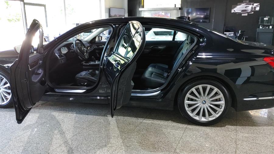 Used BMW 7 Series 740i xDrive Sedan 2018 | Dream Car Gallery. Woodbury, New York Used BMW 7 Series 740i xDrive Sedan 2018 | Dream Car Gallery. Woodbury, New York